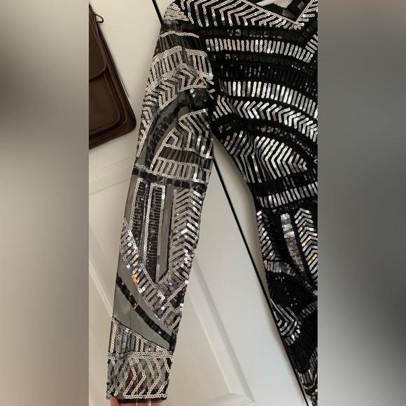 Sequin beaded backless party dress - Picture 4 of 4